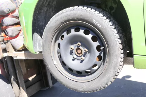 4x VW Passat 3C Golf Reifen Winterrreifen M&S 205/55 R16 91H Felgen 6-8mm (158281)