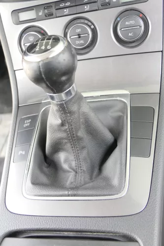 Passat 3C 6-Gang Schaltknauf Schaltsack Schaltung Schaltknüppel original schw (158301)