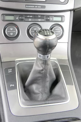 Passat 3C 6-Gang Schaltknauf Schaltsack Schaltung Schaltknüppel original schw (158301)