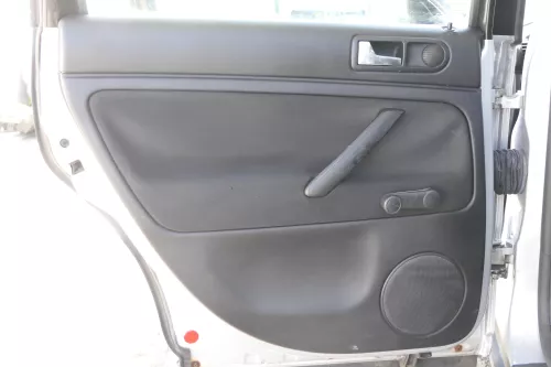 VW Passat 3BG Variant 4x Türverkleidung Verkleidung Tür vorne und hinten (158378)