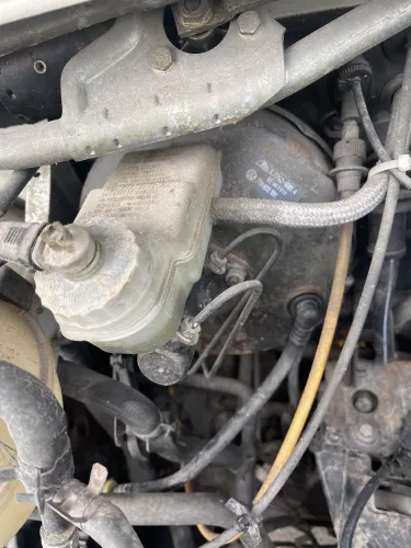 VW T4 Bremskraftverstärker Bremskraftregler 701612101 (ohneABS)