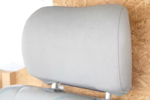 VW T4 Sitz vorne links oder rechts Kopfstütze Kopfstützen grau