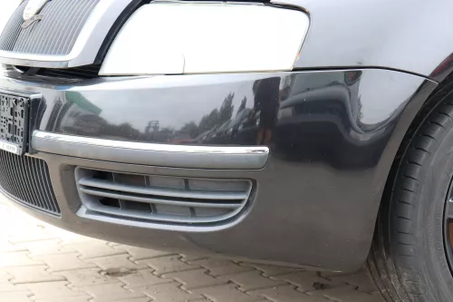 Skoda Superb 3U Stoßstange vorne Frontstoßstange schwarz LF9R (158438)