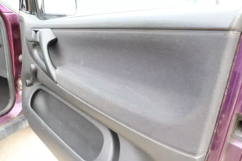 VW Polo 6N Türverkleidung Verkleidung Tür vorne rechts + links 2/3-Türer off-bla (158510)