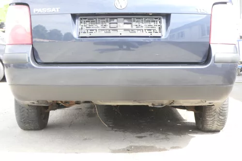 VW Passat 3BG Kombi Variant Stoßstange hinten Heckstoßstange grau blau LC5F