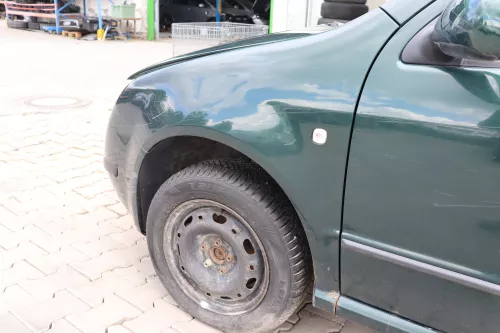 Skoda Fabia 6Y Kotflügel vorne links grün LF8C auch Kombi