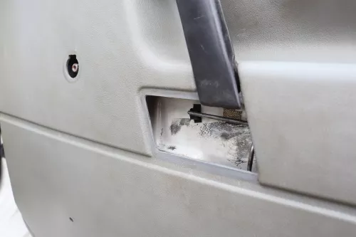 VW T4 Türverkleidung Verkleidung Tür vorne rechts grau Seitenverkleidung Seite g (158853)