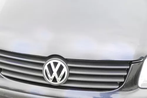 VW Polo 6N2 Motorhaube Haube vorne Klappe schwarz L041 uni (158924)