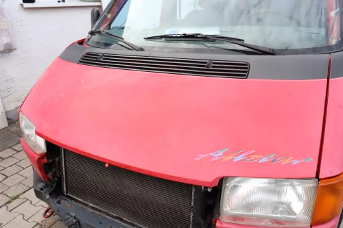 VW T4 Transporter Pritsche Motorhaube Haube Klappe vorne rot Allstar LY3D