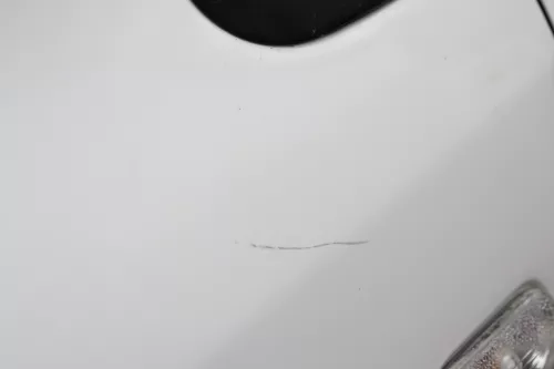 VW Fox Kotflügel vorne links weiß LB9A - Delle (159021)