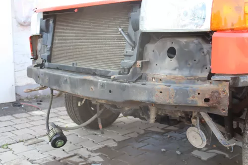 VW T4 Schloßträger Aufnahme für Kühler Querträger Pralldämpfer 7D0805591 Kurze (159058)