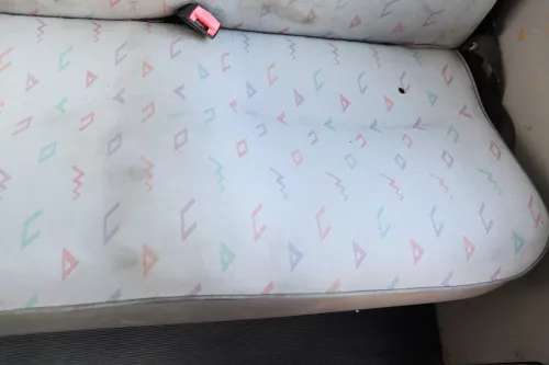 VW T4 Sitze hinten Sitz Rückbank 3-er (Multivan Caravelle) mit Gurten rechts lin (159067)