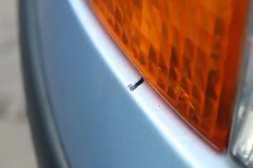 VW Passat 3B Stoßstange vorne Frontstoßstange Stoßfänger blau LL5Y Grill (159121)