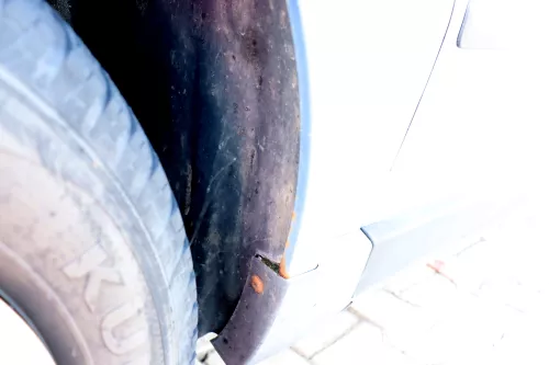 VW Passat 3B Kotflügel vorne links blau LL5Y (159122)