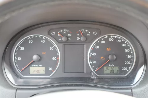 VW Polo 9N Tacho Tachometer Kombiinstrument 107.000km 6Q0920822G 1,4 55kw 75PS