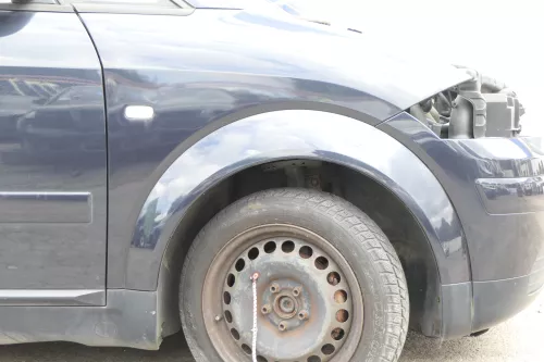 Audi A2 8Z Kotflügel vorne rechts blau LZ5Q kobaltblau