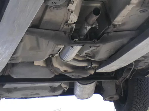 VW New Beetle Auspuff Endschalldämpfer Mittelschalldämpfer 1,4 16V BCA BER (159723)