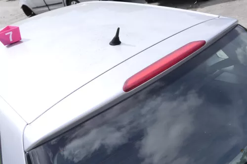 VW Polo 9N3 9N Heckklappe Kofferraumklappe Klappe silber LA7W ohne Anbauteile (159775)