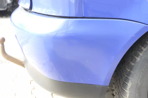 Audi A3 8L Stoßstange Heckstoßstange hinten blau LY5M (159858)