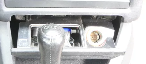 Audi 80 Aschenbecher Verkleidung vorne vorn