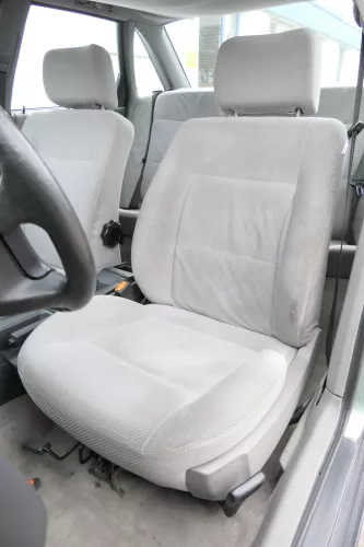 Audi 80 Sitz Fahrersitz vorne links +rechts Beifahrersitz