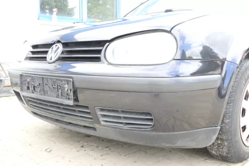VW Golf 4 1J Stoßstange vorne Stoßfänger vorn schwaz LC9Z Frontstoßstange (159973)