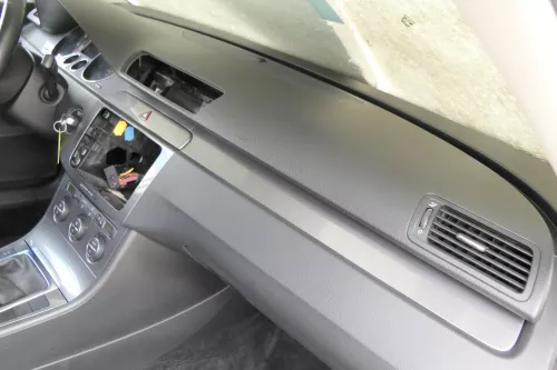 Passat 3C CC Mittelkonsole Verkleidung Radio Klappe Abdeckung Dekor dark rhodium (160026)