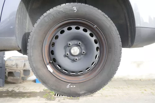 VW Golf 5 6 Touran Sommerreifen Reifen Felgen 195/65 R15 91V Caddy    5-6mm (160117)