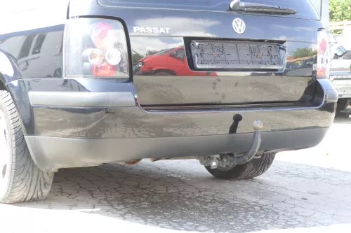 VW Passat 3BG Kombi Variant Stoßstange hinten Heckstoßstange schwarz L041 (160184)