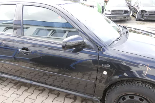 Skoda Octavia 1U Kombi + Limo Tür vorne rechts Beifahrertür schwarz LF9R