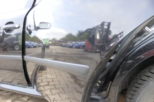 Skoda Octavia 1U Limousine Tür hinten links schwarz LF9R (160205)