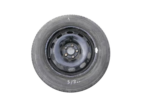 4x  VW Golf 4 Bora 195/65 R15 91T Sommerreifen 6jx15H2 ET38  ca. 3-5-7mm (160216)