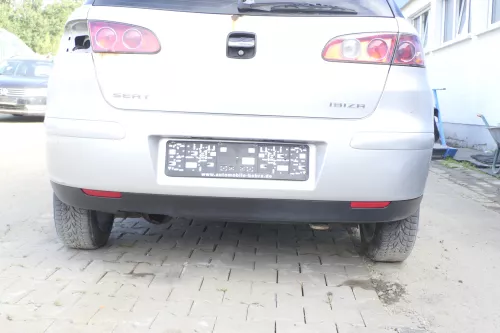 Seat Ibiza 6L Stoßstange Heckstoßstange hinten grau silber LS7N