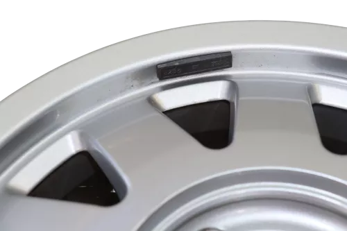 1x Audi A4 A6 4B Alufelge original 8D0601025M 6j x16H2 ET45 (160542)