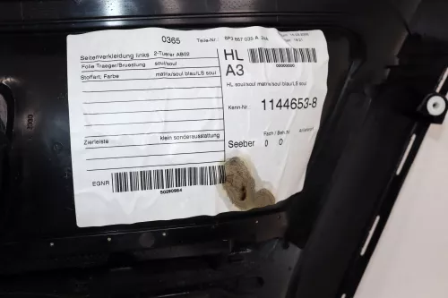 Audi A3 8P Seitenverkleidung Seite Verkleidung hinten links schwarz 2/3-Türer (160590)