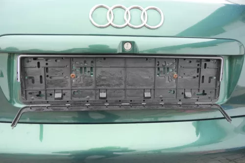 Audi A3 8L bis cBj. ca1999 Heckklappe Kofferraumklappe Klappe hinten grün LZ6L (160735)