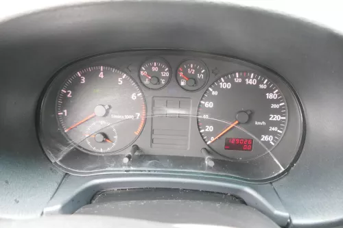 Audi A3 8L Tacho Tachometer Kombiinstrument 129.000km 8L0919860E Benziner 1,6
