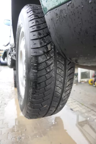 Audi A3 8L Alufelgen Reifen 195/65 R15 Sommerreifen 4-6mm 8L0601025E (160747)