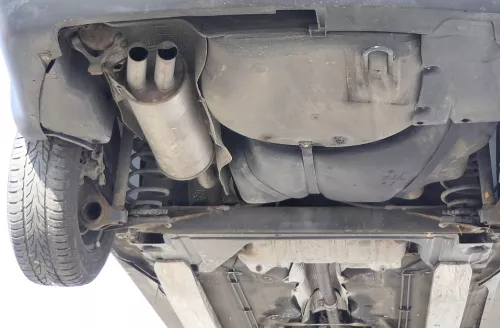 Passat 3B 3BG Auspuff Endschalldämpfer hinten 1,9 TDI AVF 2,5 AKN AWX Mitteltopf