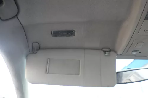 Audi A6 4B Sonnenblenden Sonnenblende links Farbe = platin