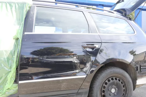 VW Passat 3C Kombi Variant Tür hinten links schwarz LC9X deepblack - chrom ohneA