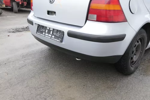 VW Golf 4 Limousine Stoßstange hinten Heckstoßstange Stoßfänger silber LB7Z grau (161082)