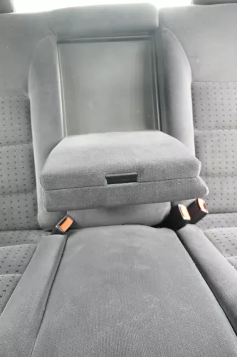 Golf 4 Limousine Sitz Rückbank Rücksitzbank Sitzfläche Sitze Kopfstützen Velour (161088)