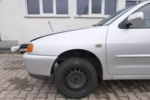 VW Caddy 9K Polo Variant 6Kv Kombi Kotflügel vorne links silber LS7N