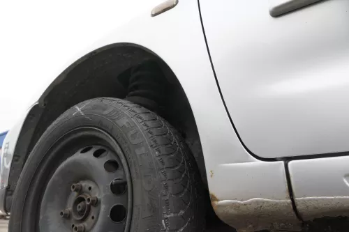 VW Caddy 9K Polo Variant 6Kv Kombi Kotflügel vorne links silber LS7N (161146)