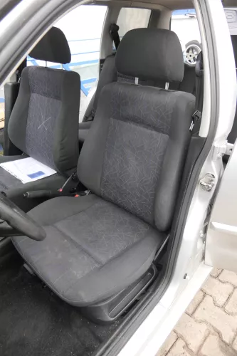 VW Polo 6N2 Seat Ibiza 6K Golf 3 Sitz vorne links Fahrersitz 4/5-Türer höhenve