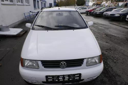 VW Polo 6N Motorhaube Frontklappe Haube vorne Klappe weiß LB9A