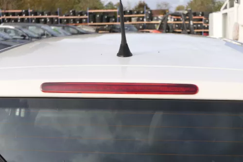 Polo 6N2 Heckklappe Klappe hinten Kofferraumklappe weiß LB9A - ohne Anbauteile (161331)