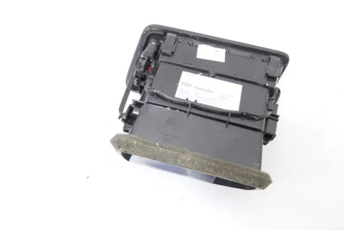 VW Passat 3C Lüftungsdüse Düse Lüftung vorne rechts 3AB839702A (161421)