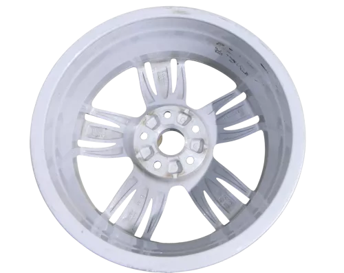 1x Aud A4 8E B6 B7 A6 4F A3 Q3 Alufelge 8U0601025E 6,5j x17 ET33 (161530)